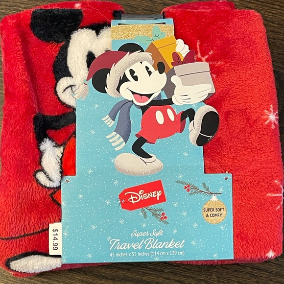 NWT Disney kids travel blanket, never opened - Picture 1 of 4